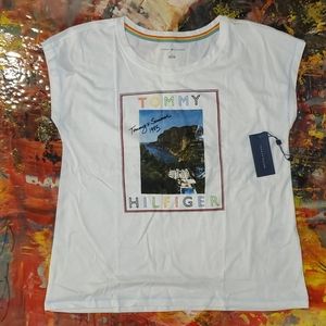 Tommy Hilfiger womens top